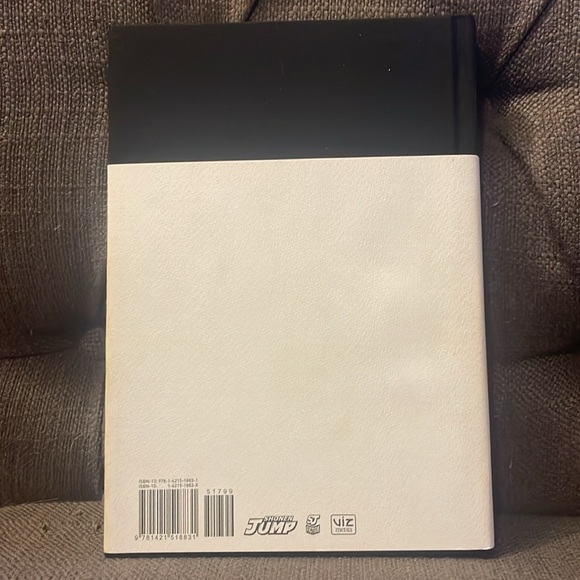 Like new Deathnote Another Note hardcover book - Picture 5 of 6